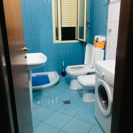 Lori's Vlorë